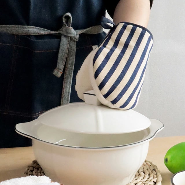 Oven Non- Mini Kitchen Heat Set with Leather Loop Durable Neoprene Filling for Cooking and Baking