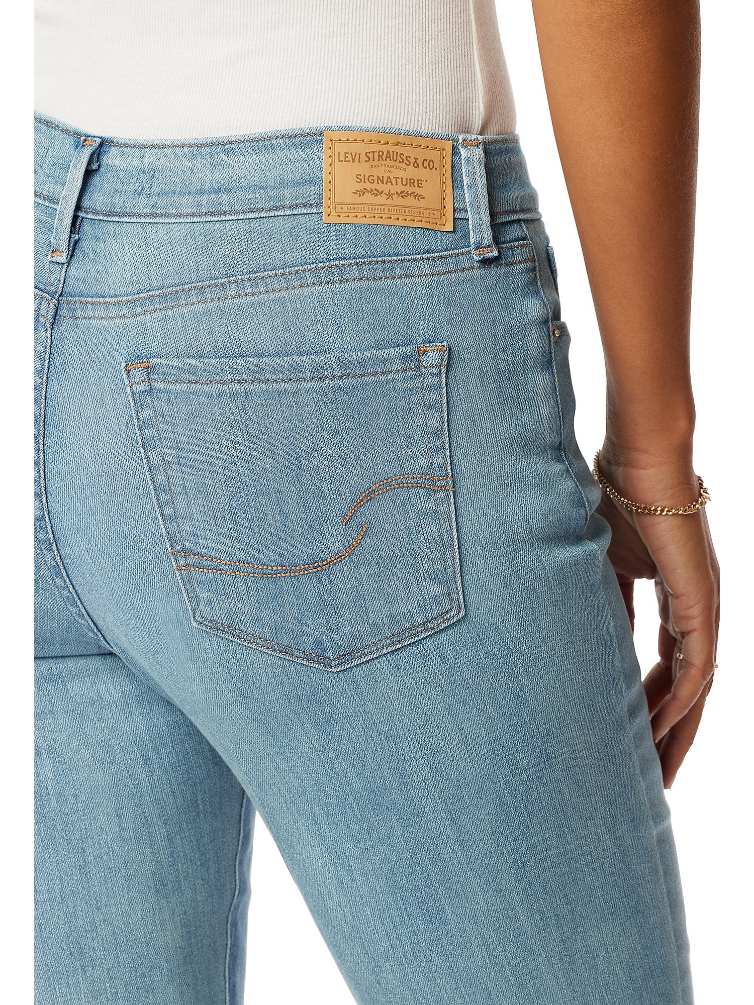 Levi Strauss Signature Women's and Women's Plus Mid Rise Bootcut Jeans