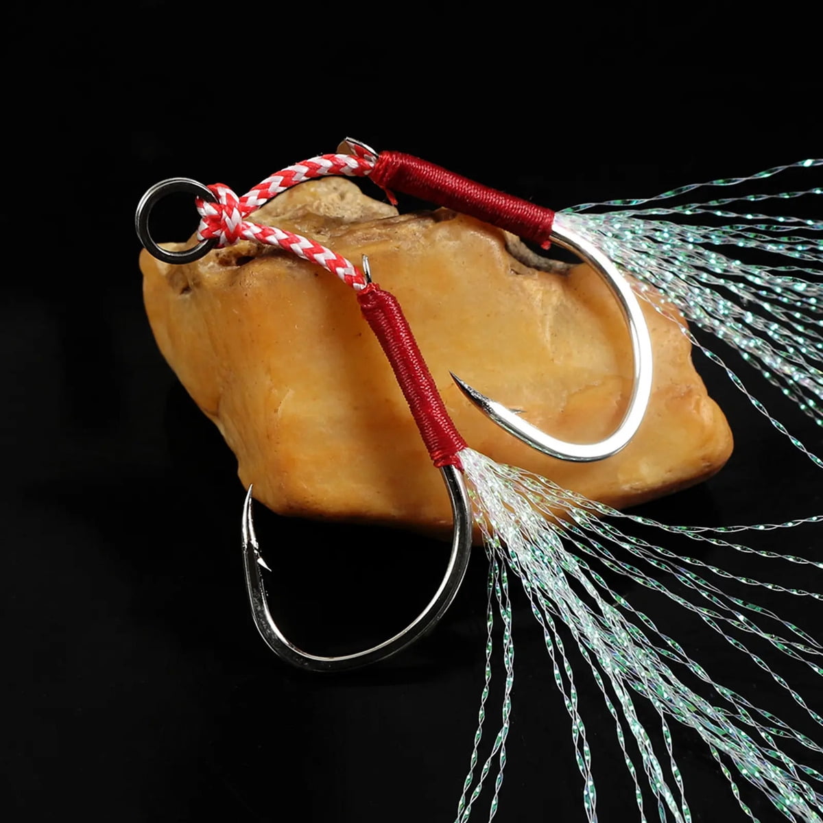 1 piece of barbed carp hook