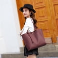 thumbnail image 2 of Bolso de hombro tipo tote de piel sintética para mujer, bolso de mano con borlas de gran capacidad., 2 of 6
