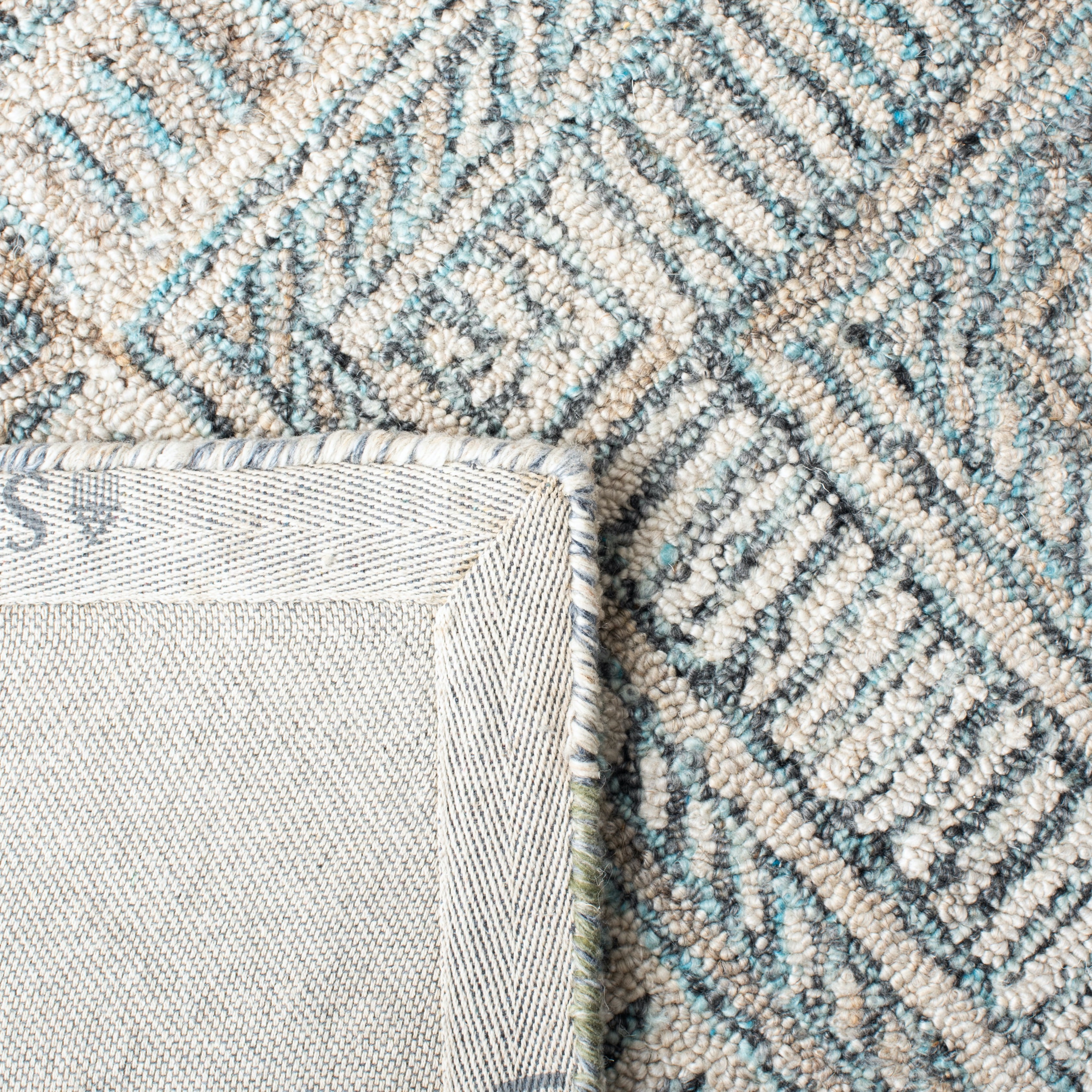 SAFAVIEH Marquee Kirsten Geometric Area Rug, Turquoise/Beige, 8' x 10'