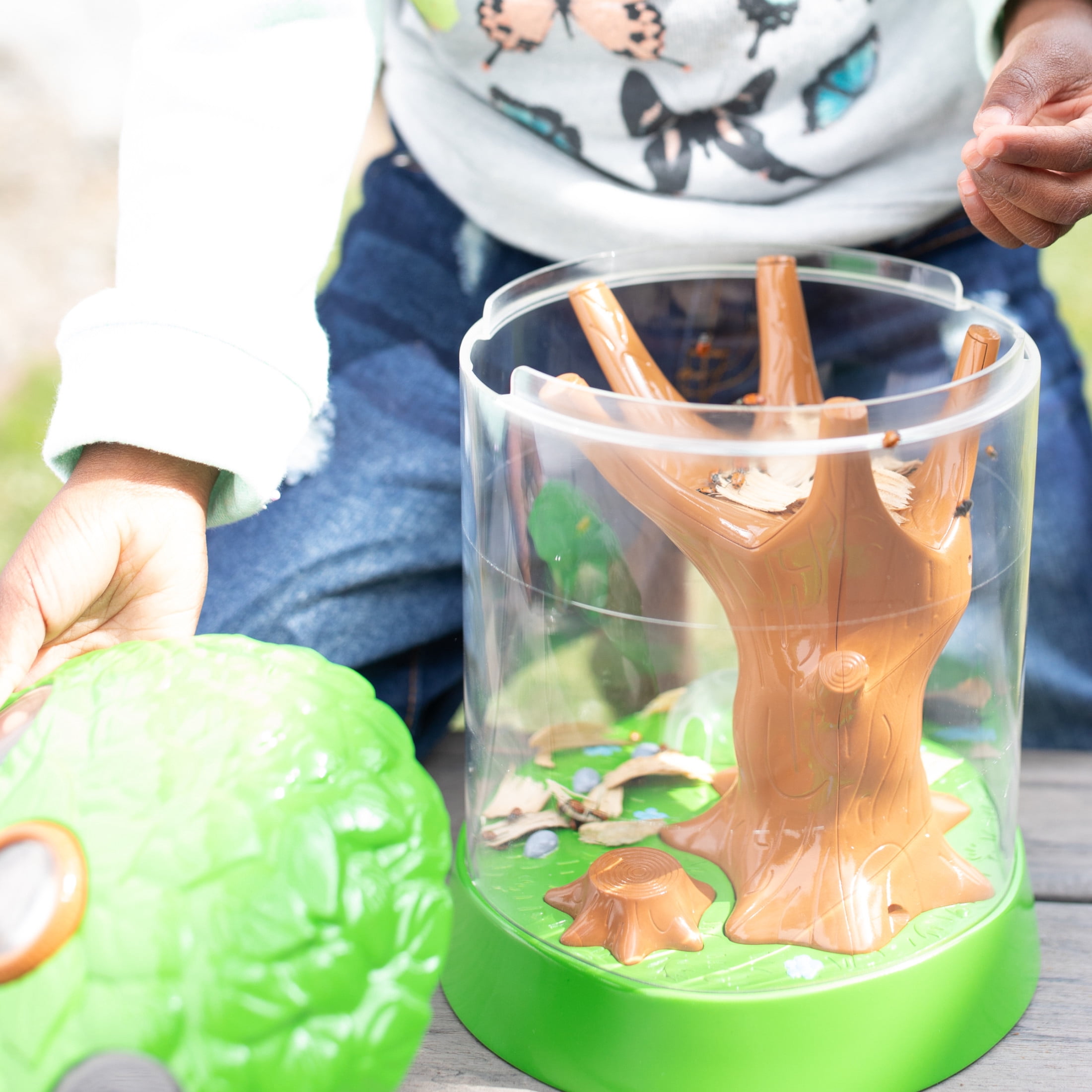 Educational Insights GeoSafari Ladybug Garden, Insect Habitat, STEM Kit, Kids Ages 3+