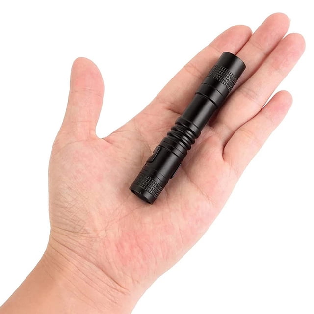 Mini linterna XPE con forma de bolígrafo, linterna LED pequeña con clip, número 7, color morado, batería seca AAA