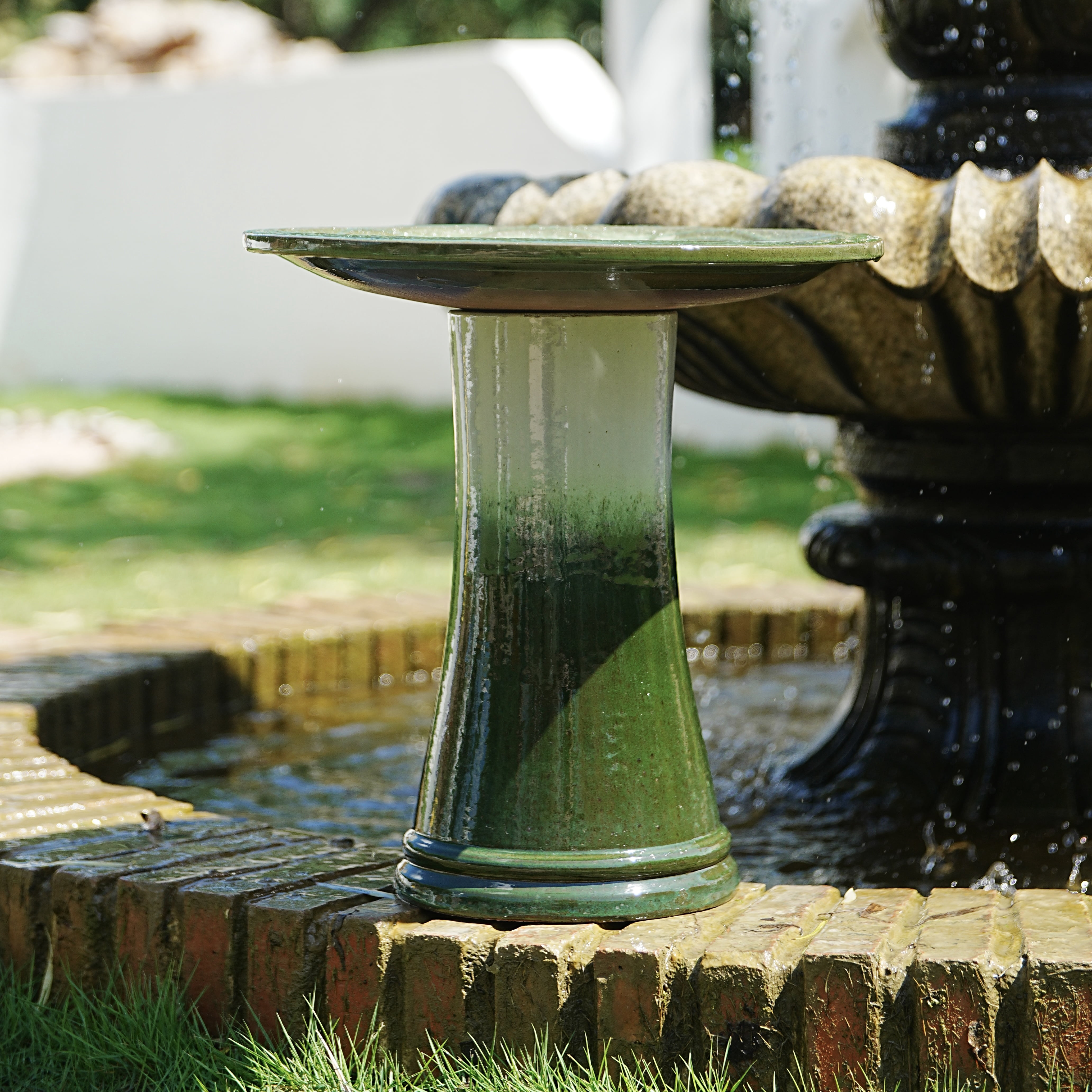 mdj pottery Grass Green Ceramic Bird Bath, 18" Tall Pedestal Birdbath, 17" Wide Outdoor Bowl for Garden Patio Yard Decor