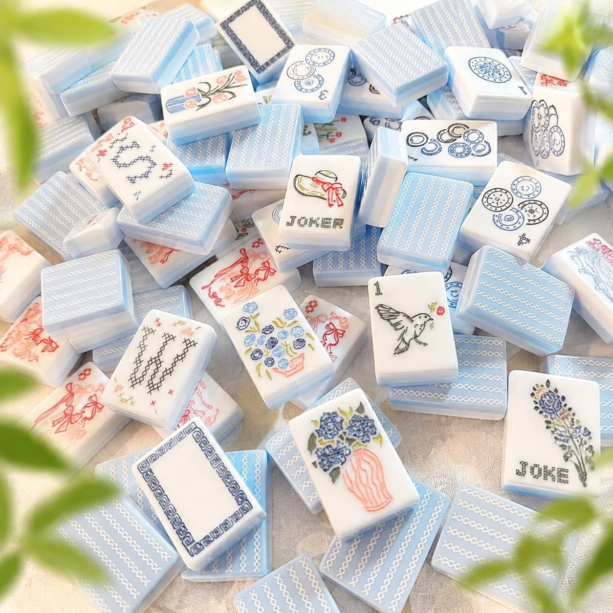 Blue & White Floral American Mahjong Set, 160 Acrylic Tiles, Travel Game Set with Bag