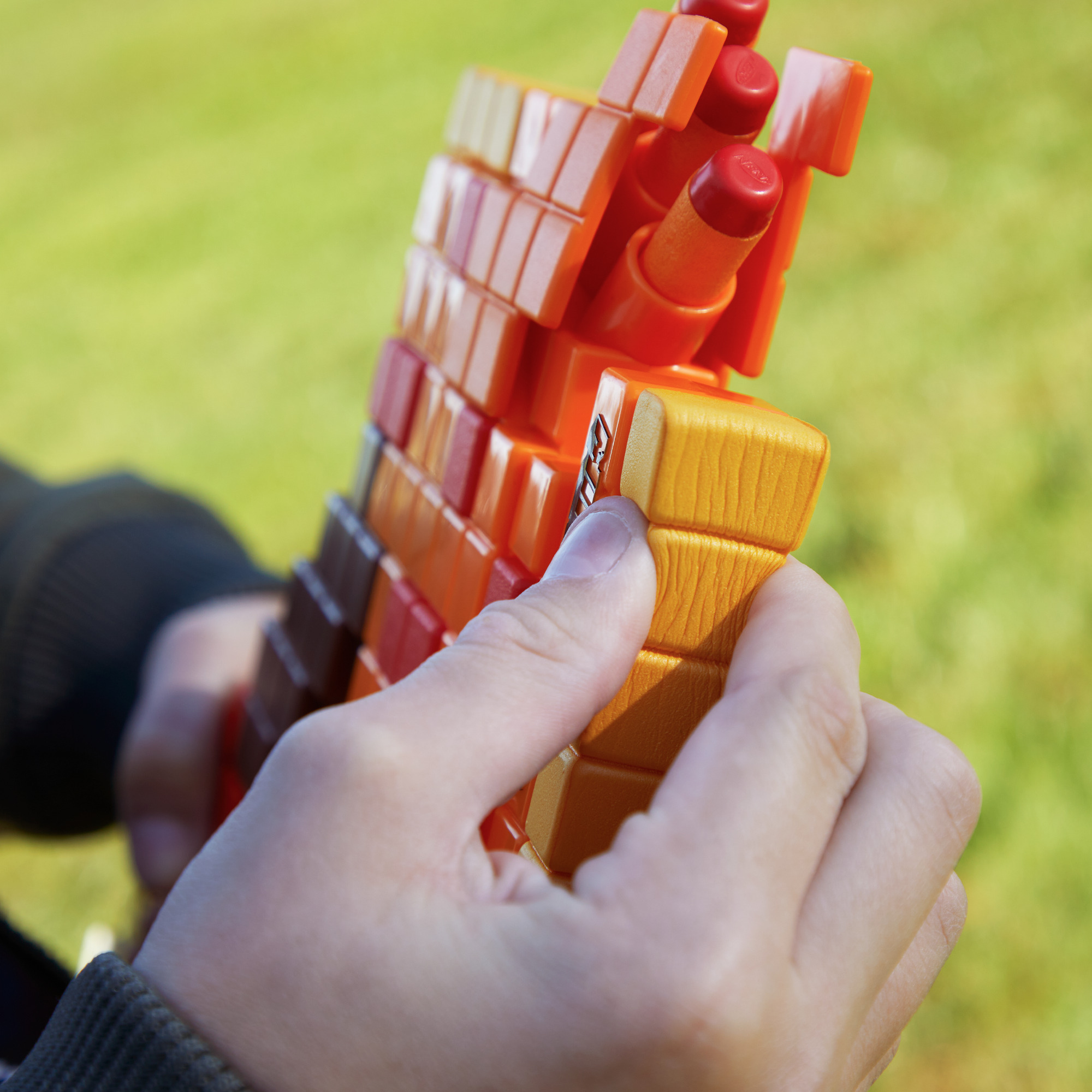Nerf Minecraft Firebrand Dart-Blasting Axe photo 6