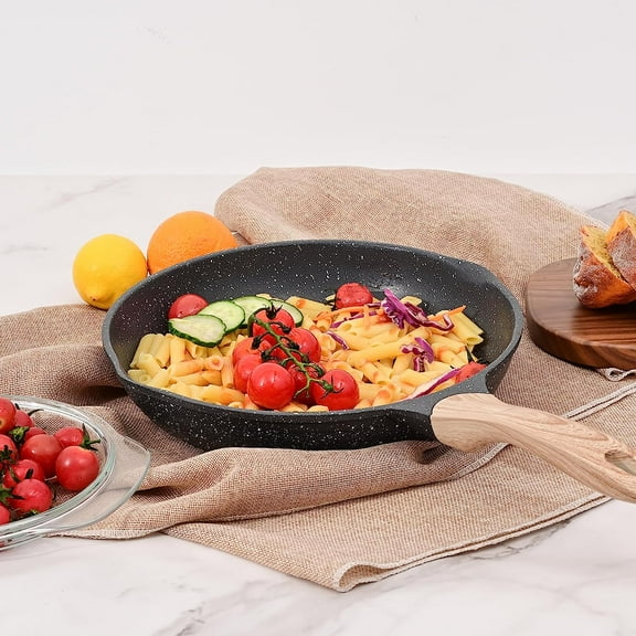 Nonstick Frying Pans Set, Coated Skillet with Bakelite Handle, 3 Piece Set for All Stovetops