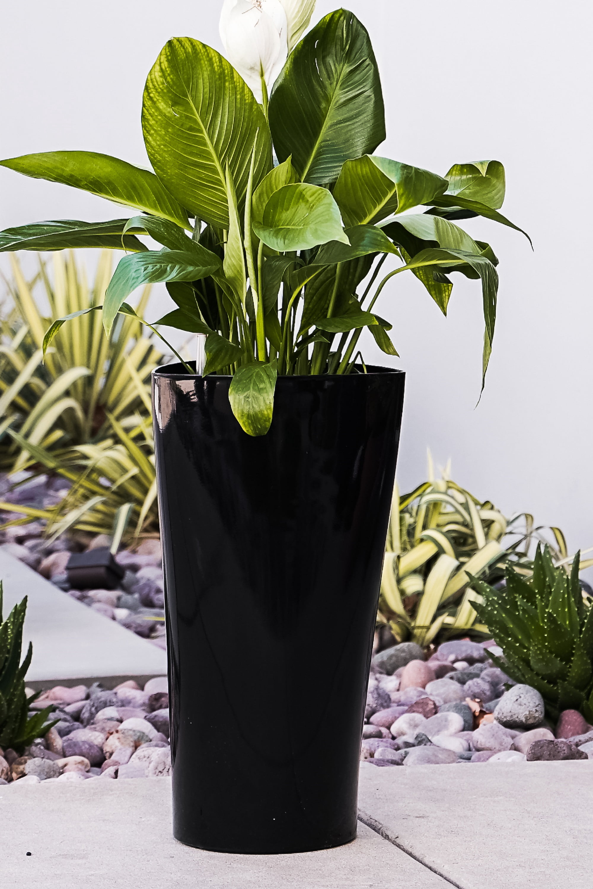 XBrand 22.4" H Plastic Self Watering Indoor Outdoor Triangle Planter Pot w/Glossy Finish, Tall Decorative Gardening Pot Black