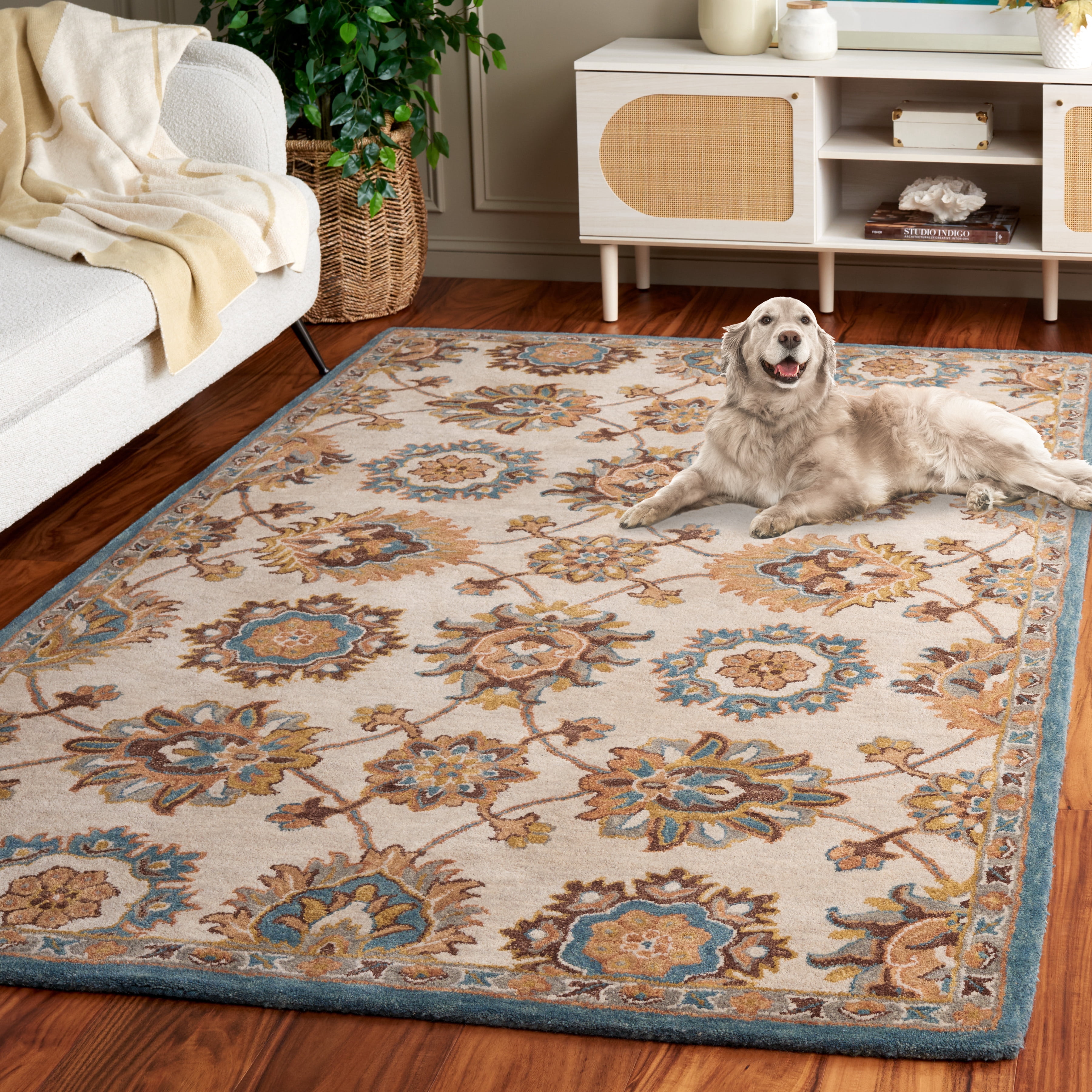 Safavieh Heritage Louise Medallion Area Rug, Beige/Ivory, 4' x 6'