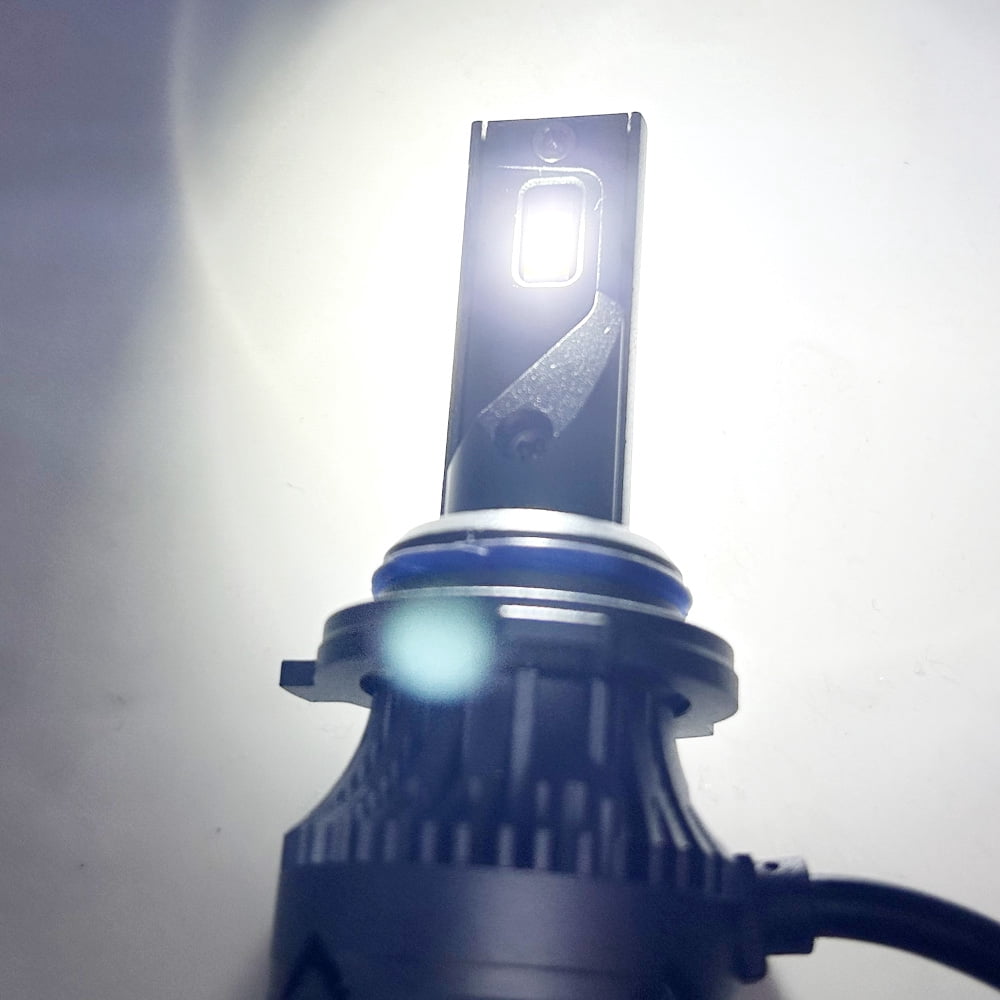9005 / HB3 LED Headlight Bulbs Kit Super Bright White Light Conversion, 10000LM 6000K High Power Plug & Play