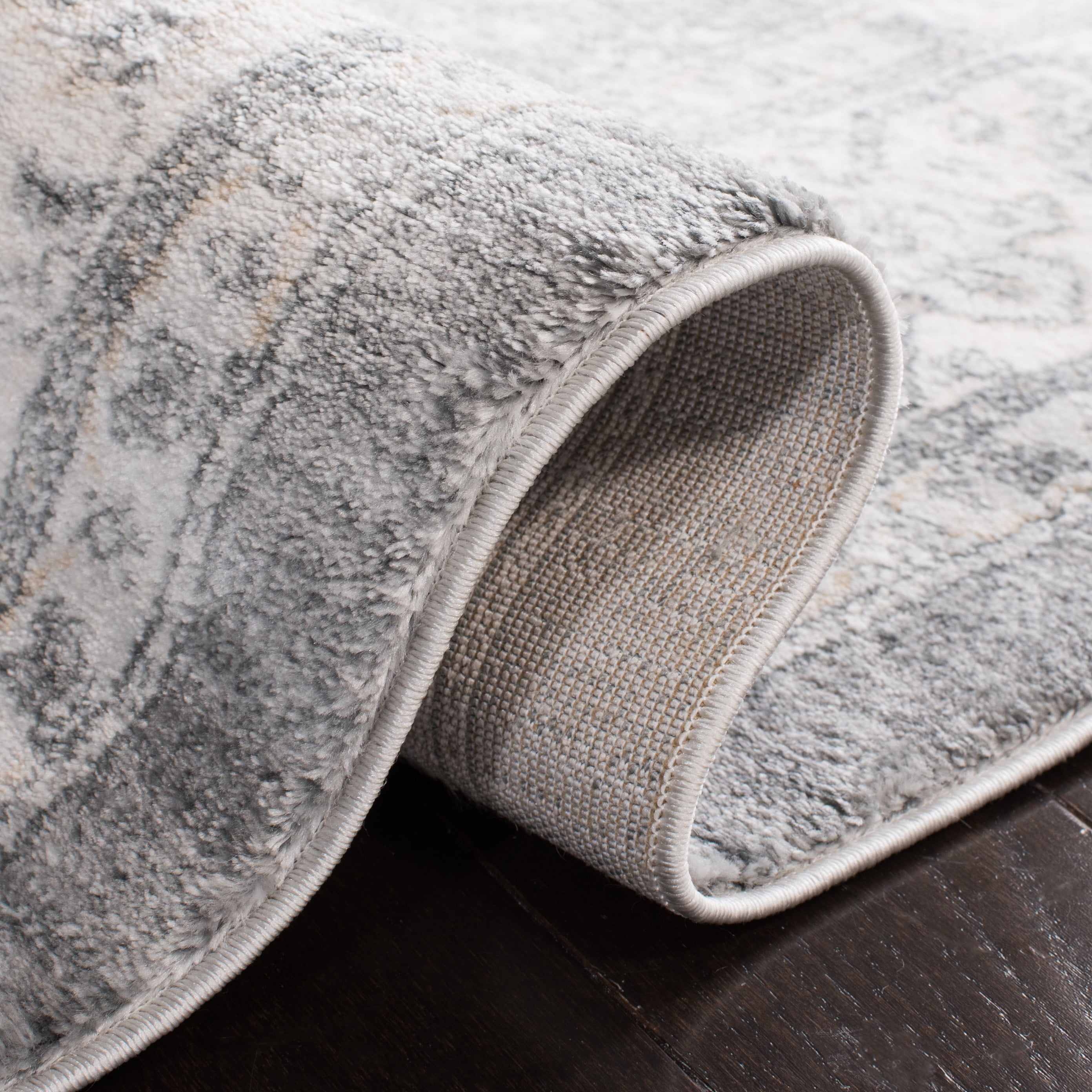 SAFAVIEH Isabella Zander Oriental Area Rug, Grey/Cream, 8' x 8' Square