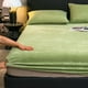 thumbnail image 3 of Juego de sábanas de franela de terciopelo | Vellón de cristal lujosamente suave | Juego de cama de 3 piezas | Textura difusa que no forma bolitas | Cálido Acogedor Antiestático | Se adapta a, 3 of 7