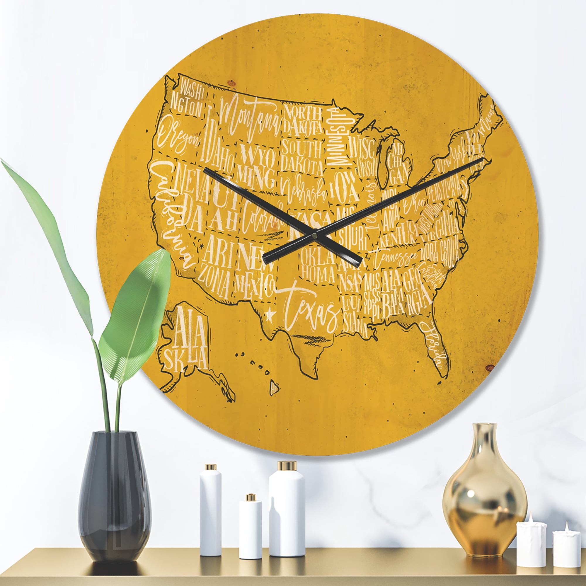 Designart 'Yellow Vintage Map Of United States IV' Modern Wood Wall Clock