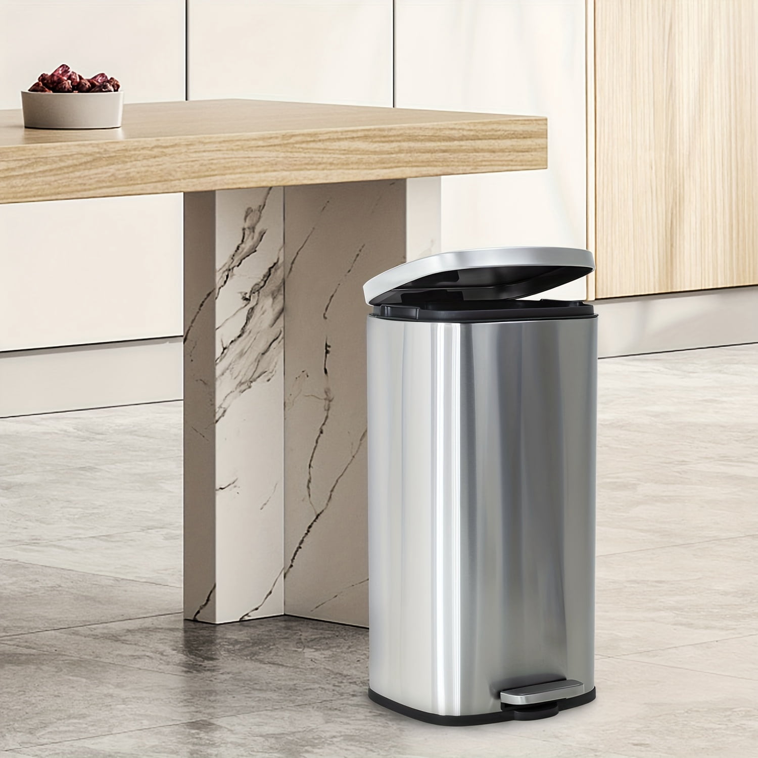 8 Gallon Trash Can Brushed Stainless Steel Kitchen Trash Can with Soft-Close Lid, Fingerprint-Resistant Kitchen Garbage Can with Foot Pedal and Inner Bucket, Recycling Or Waste Bin, Silver