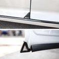 thumbnail image 2 of (Negro) 2 protectores de esquinas de puerta de coche de PVC, protecciones antiarañazos para esquinas de puertas de coche, cubierta decorativa anticolisión para parte delantera de vehículo universal, 2 of 5