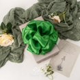 thumbnail image 2 of Cinta Ribbli verde esmeralda satinada con alambre, 6,35 cm, Navidad, 20 m, 2 of 4