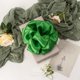 thumbnail image 2 of Cinta Ribbli verde esmeralda satinada con alambre, 6,35 cm, Navidad, 20 m, 2 of 4