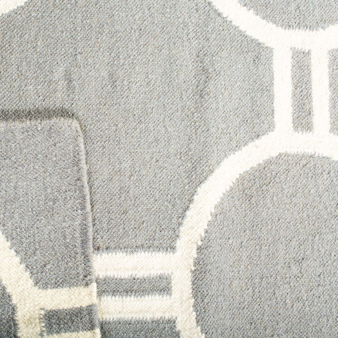 SAFAVIEH Dhurrie Sloane Geometric Circles Wool Area Rug, Grey/Ivory, 6' x 9'