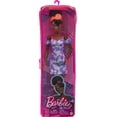 thumbnail image 2 of Barbie Fashionistas Doll #185, cabello negro y al revés, vestido de mezclilla blanqueado en el hombro, naranja Barbie Barbie, 2 of 6
