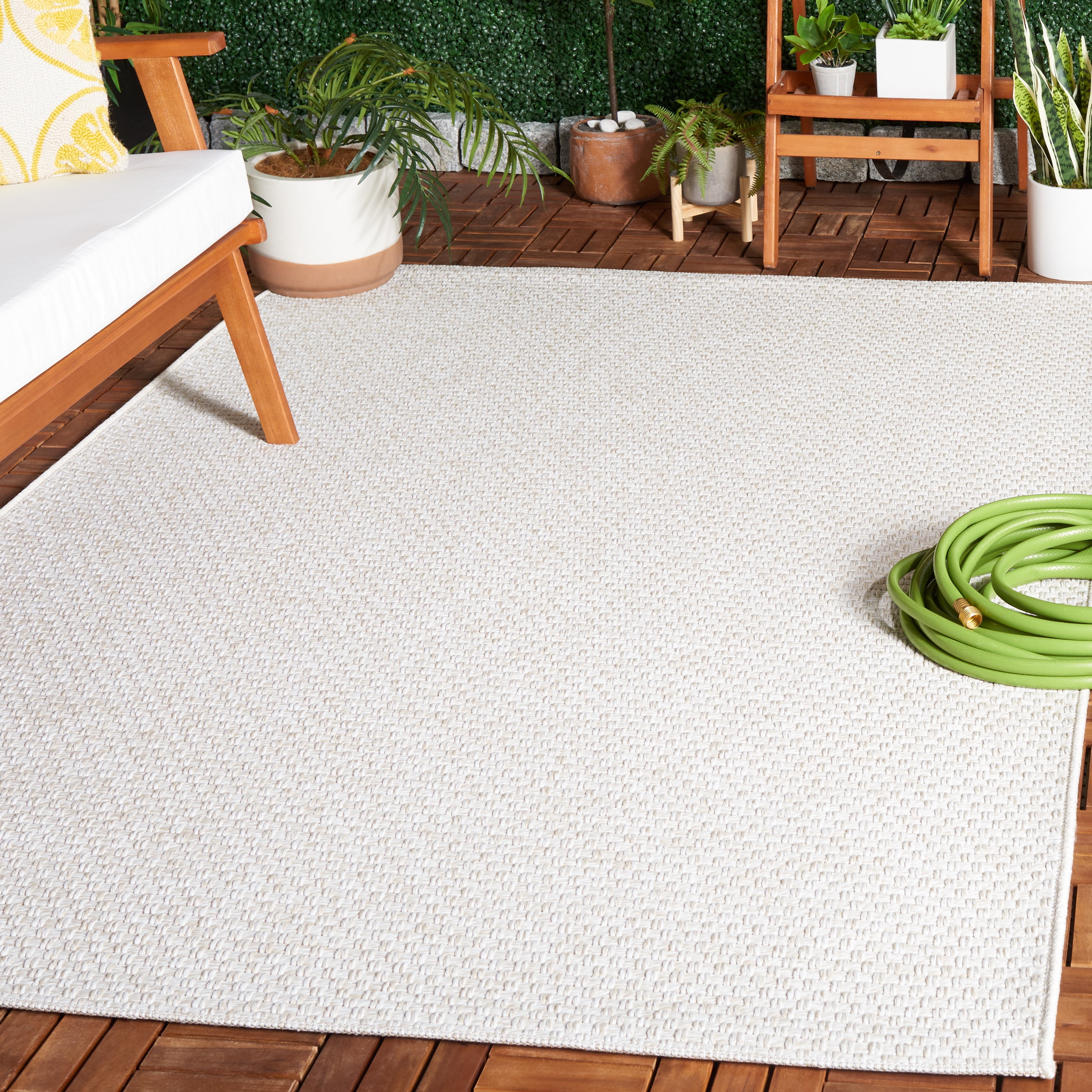 SAFAVIEH Sisal All-Weather Delroy Solid Indoor/Outdoor Area Rug, Ivory, 5' x 7'6"