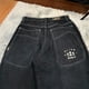thumbnail image 3 of Pantalones vaqueros holgados con bordado alienígena y cintura baja estilo retro para mujer, pantalones vaqueros de pierna ancha y recta populares, ropa de calle lavada estilo hip hop Y2k para hombre, 3 of 4