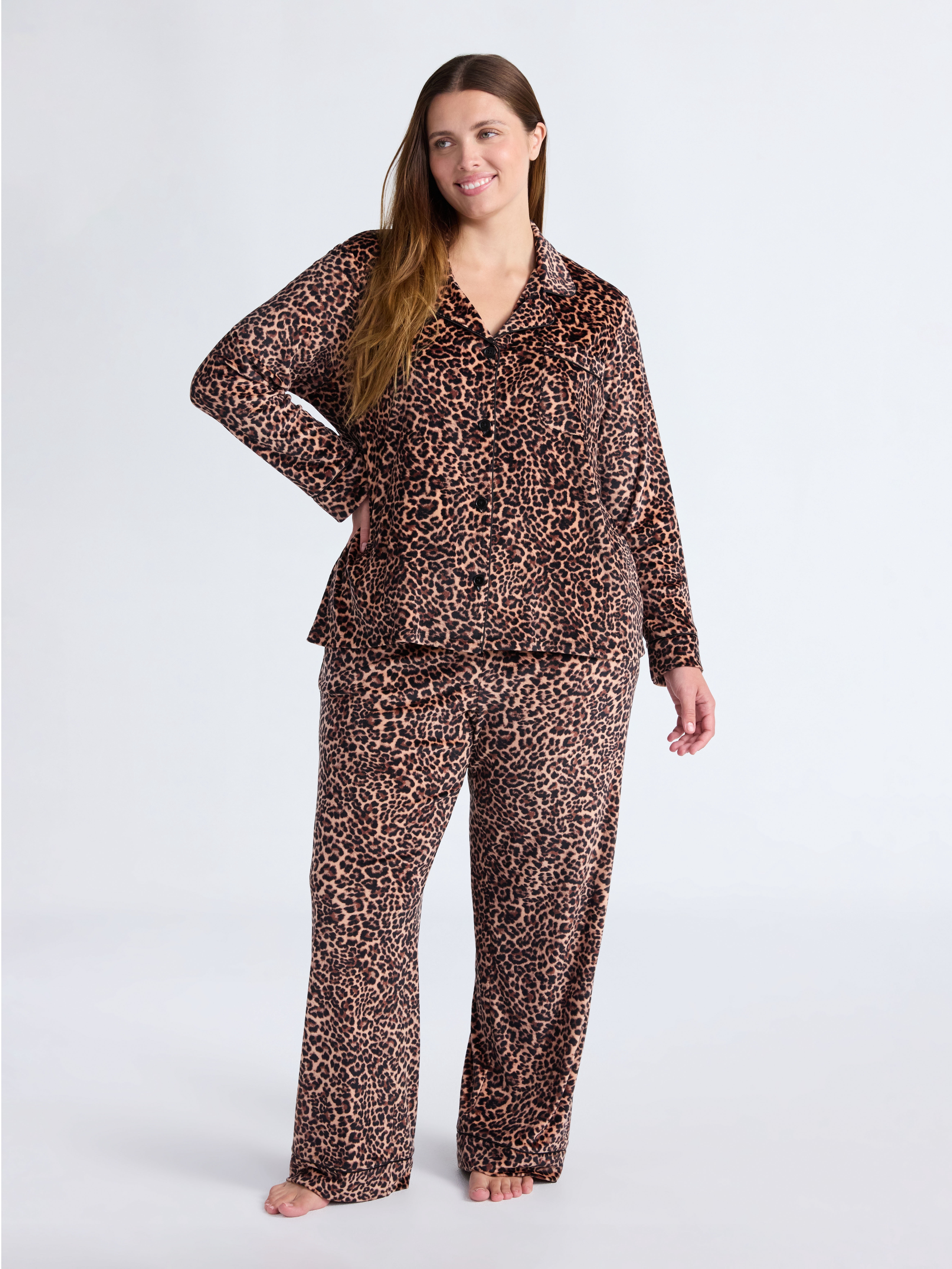 Joyspun Women’s Stretch Velour Notch Collar Long Sleeve Pajama Set, Sizes XS to 4X