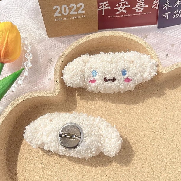 Broche de muñeca Sanrio Melody Kuromi Cinnamoroll Pochacco, bolsa de dibujos animados, calcetines, accesorios para la cabeza, colgante, regalo de colección de peluche, 1 ud.