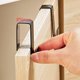 thumbnail image 5 of Organizador de armarios con soporte para tapas de ollas, montaje en pared sin necesidad de taladrar | Estante de hierro para tablas de cortar, ideal para la cocina, 5 of 6