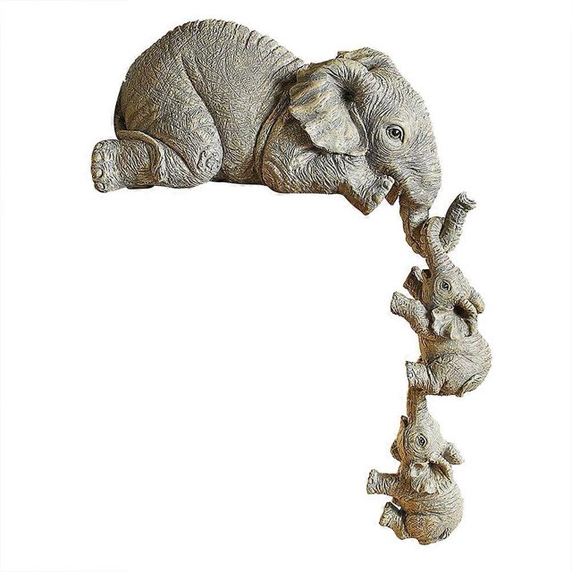Figura de elefante madre colgante de 3 piezas con dos bebés, de resina, para decoración del hogar, que cuelga del borde de una estantería.