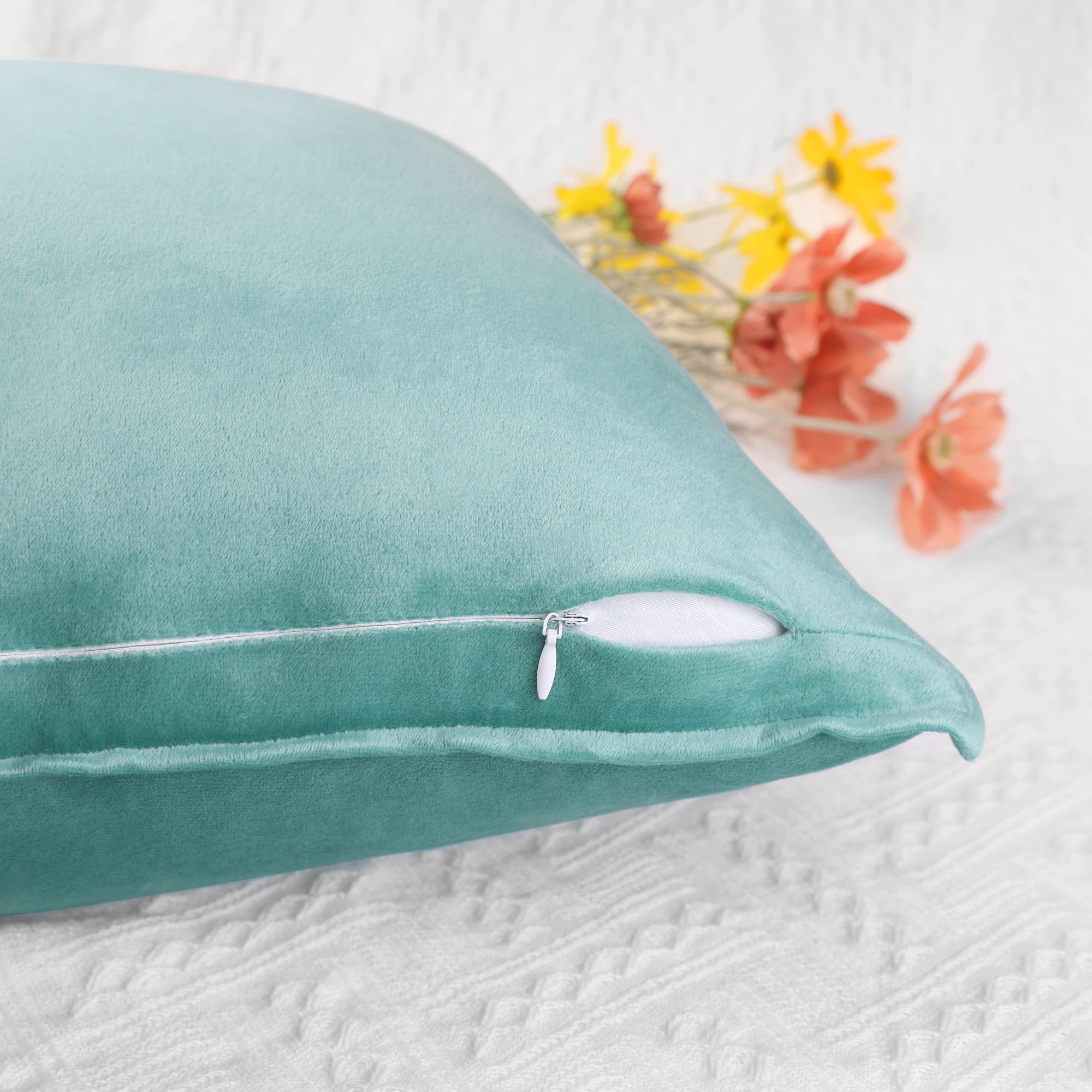Unique Bargains Velvet Solid Throw Pillow Covers Decorative Cushion Covers (2 Count) Light Blue 16" x 16"