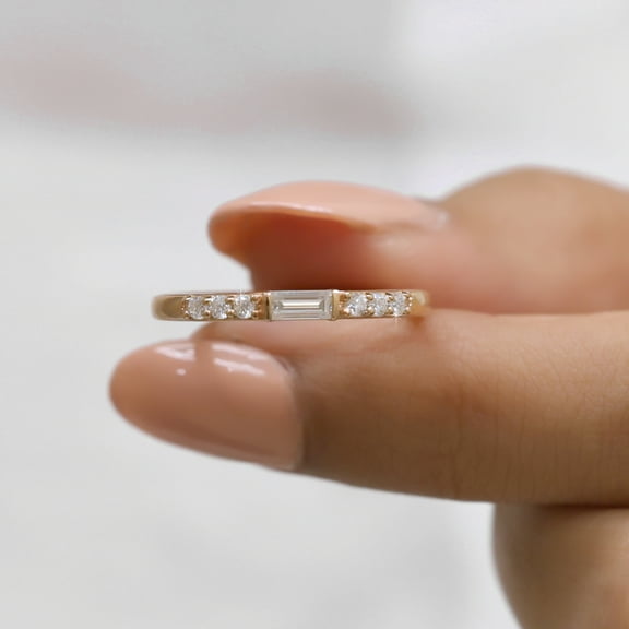 Jewelegant Seven Stones Band - 0.17 TW Baguette and Round Cut Moissanite Wedding Band - Anniversary Ring Set