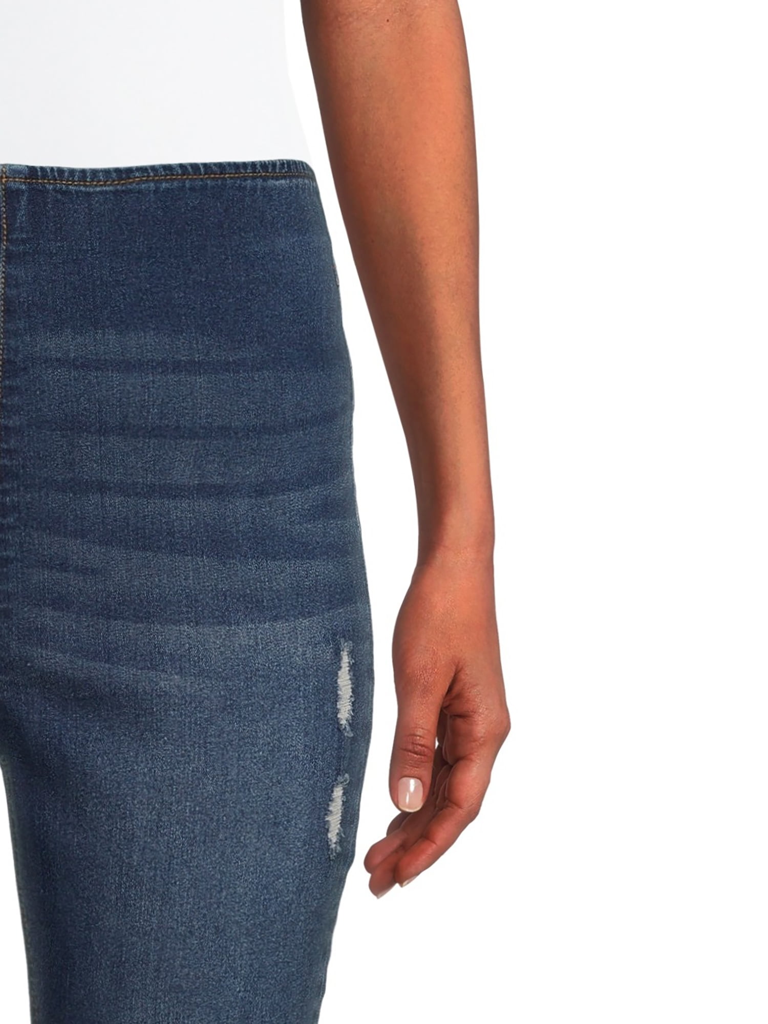 No Boundaries Juniors Pull-On Flare Jeans