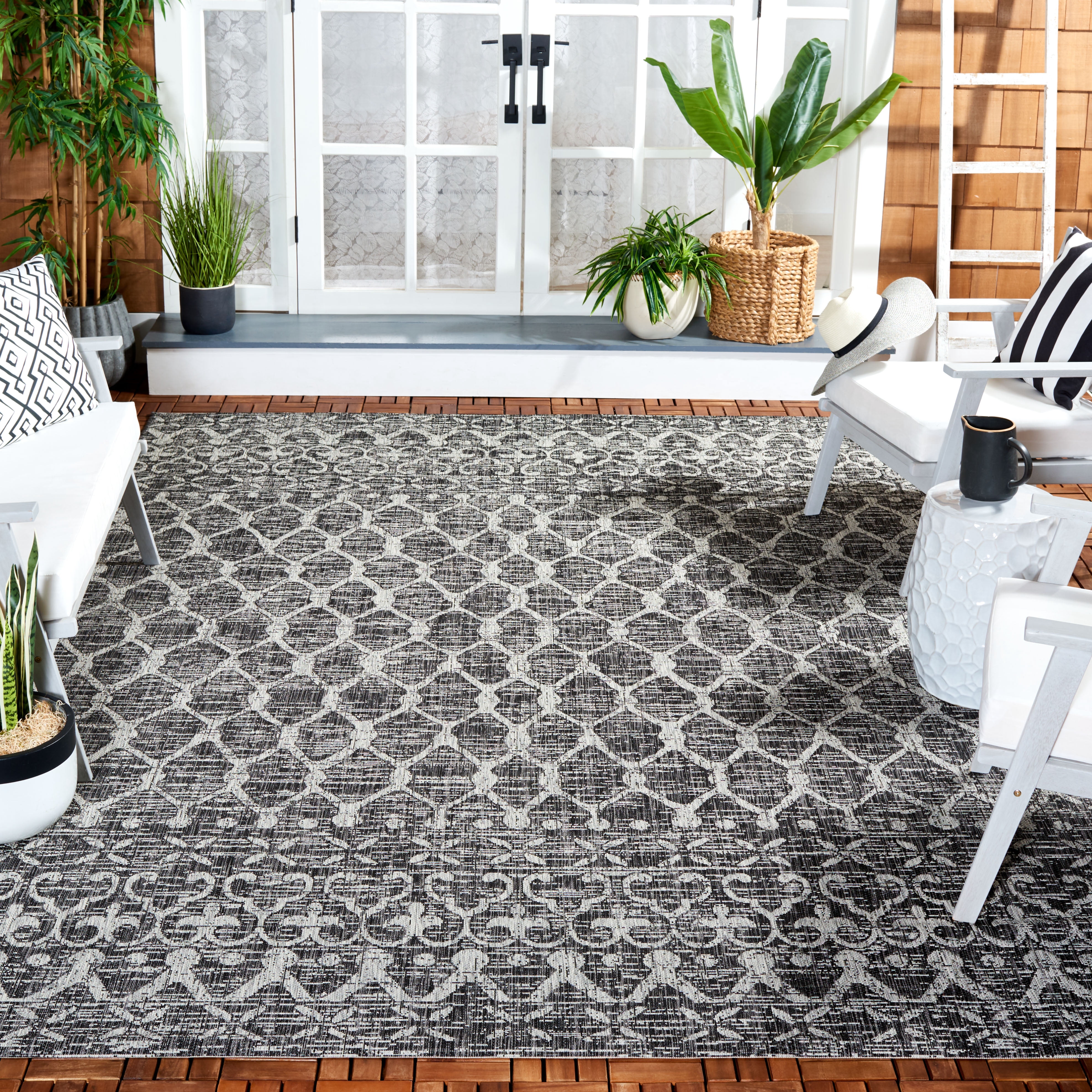 SAFAVIEH Courtyard Anson Geometric Indoor/Outdoor Area Rug, Black/Grey, 8' x 11'