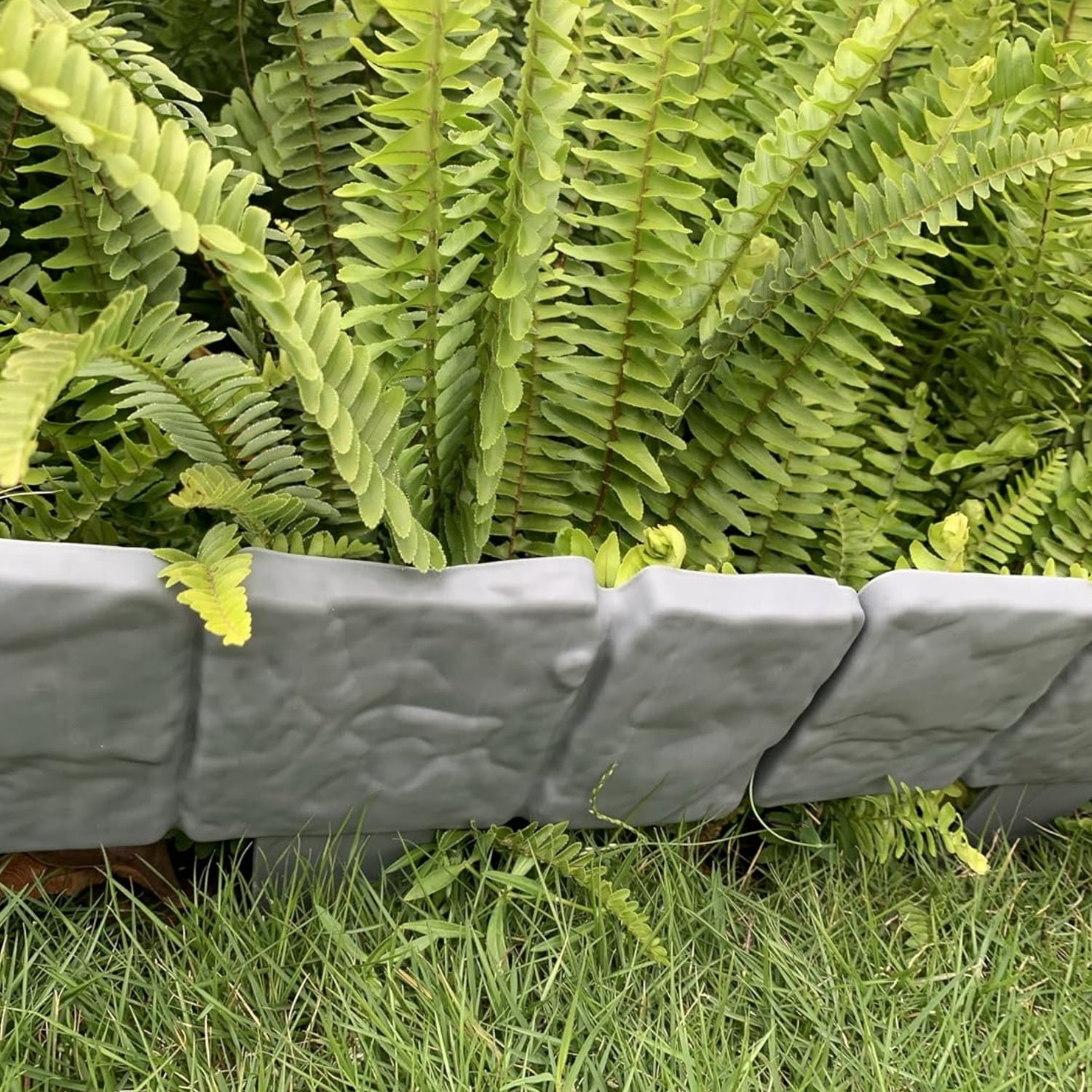 Topboutique 10 Pcs Landscape Edging Border,Garden Edging,No Dig Plastic Stone Effect Edging for Landscaping,Flower Bed Edging for Flower Beds/Gardens/Lawns/Patios/DIY Yard Landscaping,Gray