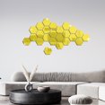 thumbnail image 1 of Juego de 24 piezas para habitaciones infantiles y decoración del hogar. Añada un glamour moderno a dormitorios, salas de estar y paredes de TV. Pegatinas de espejo hexagonales 3D plateadas, 1 of 5