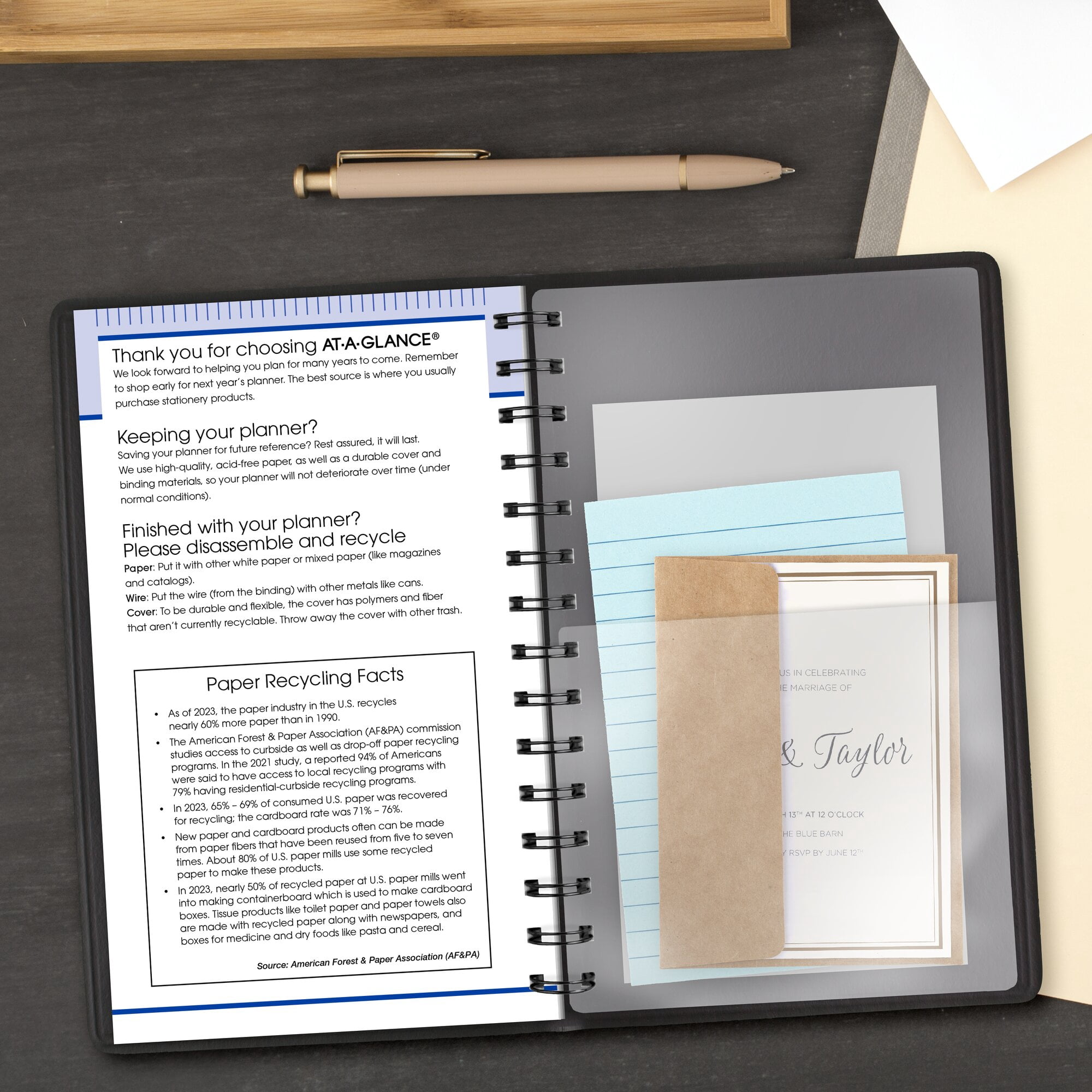 AT-A-GLANCE QuickNotes 2027 Weekly Monthly Appointment Book Planner Black Small