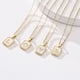 thumbnail image 1 of Colgante de acero inoxidable con forma de concha cuadrada y 26 letras para mujer, cadena de clavícula en inglés, accesorios de cadena de lana, 1 of 5
