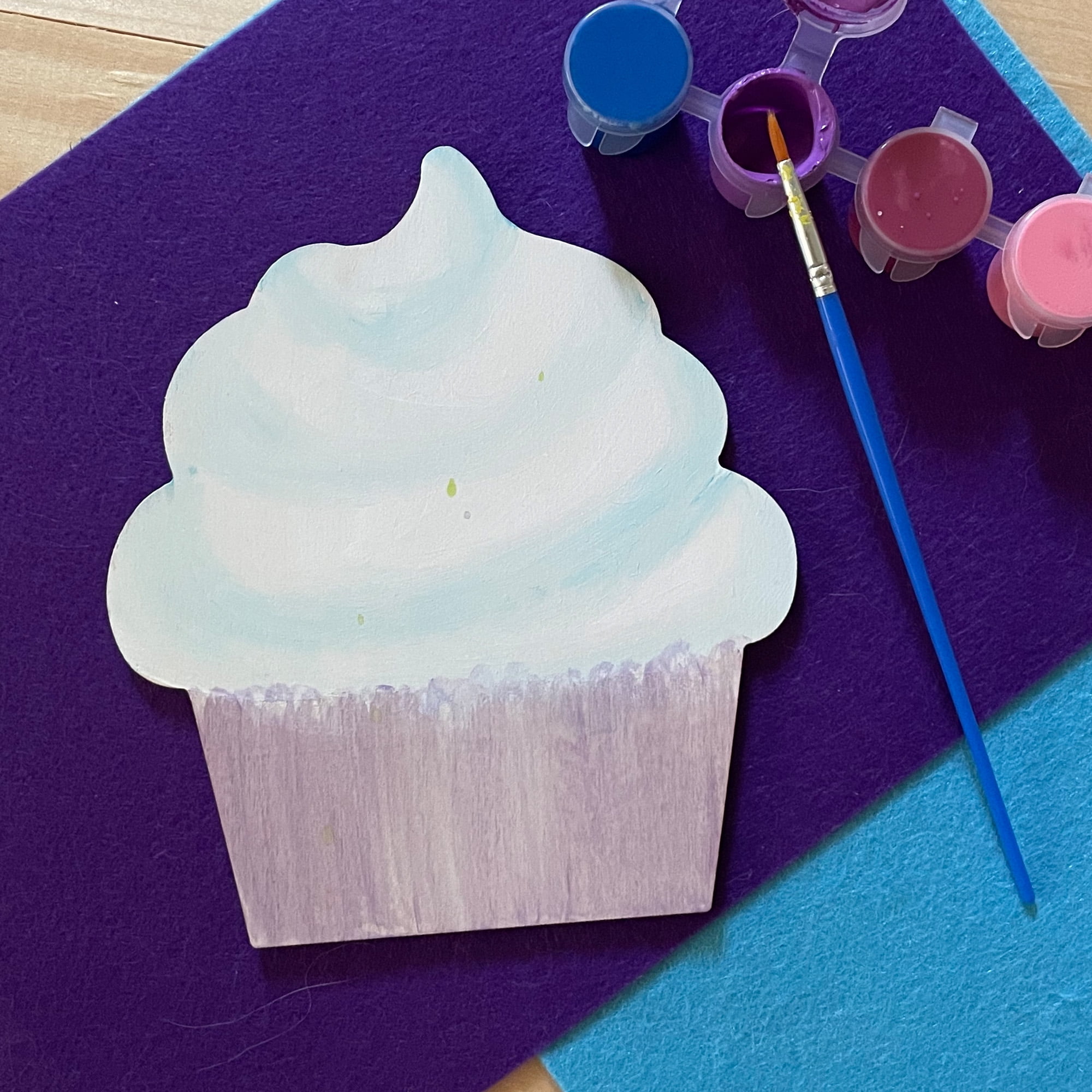 (4 pack) Hello Hobby Cupcake Wood Shape, 0.07 lbs