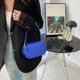 thumbnail image 3 of Bolso de cuero con cremallera para mujer bolsa de mensajero informal Ehuebsd pequeña para Compras Viajes regalos de fiesta de cumpleaños, 3 of 9