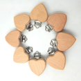 thumbnail image 3 of Sujetachupetes ARAKIERST de madera de haya, 5 piezas, forma de corazón, 3 of 6