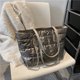 thumbnail image 3 of Bolsa De Hombro Bolso acolchados de algodón para mujer con asa superior de gran capacidad para viajes de compras, 3 of 9