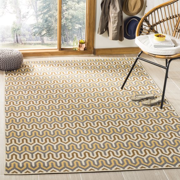 Safavieh Hampton Corina Geometric Indoor/Outdoor Area Rug, Brown/Camel, 2'7" x 5'