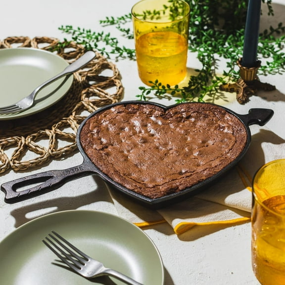 Heart Skillet with  Design for Cooking and Baking