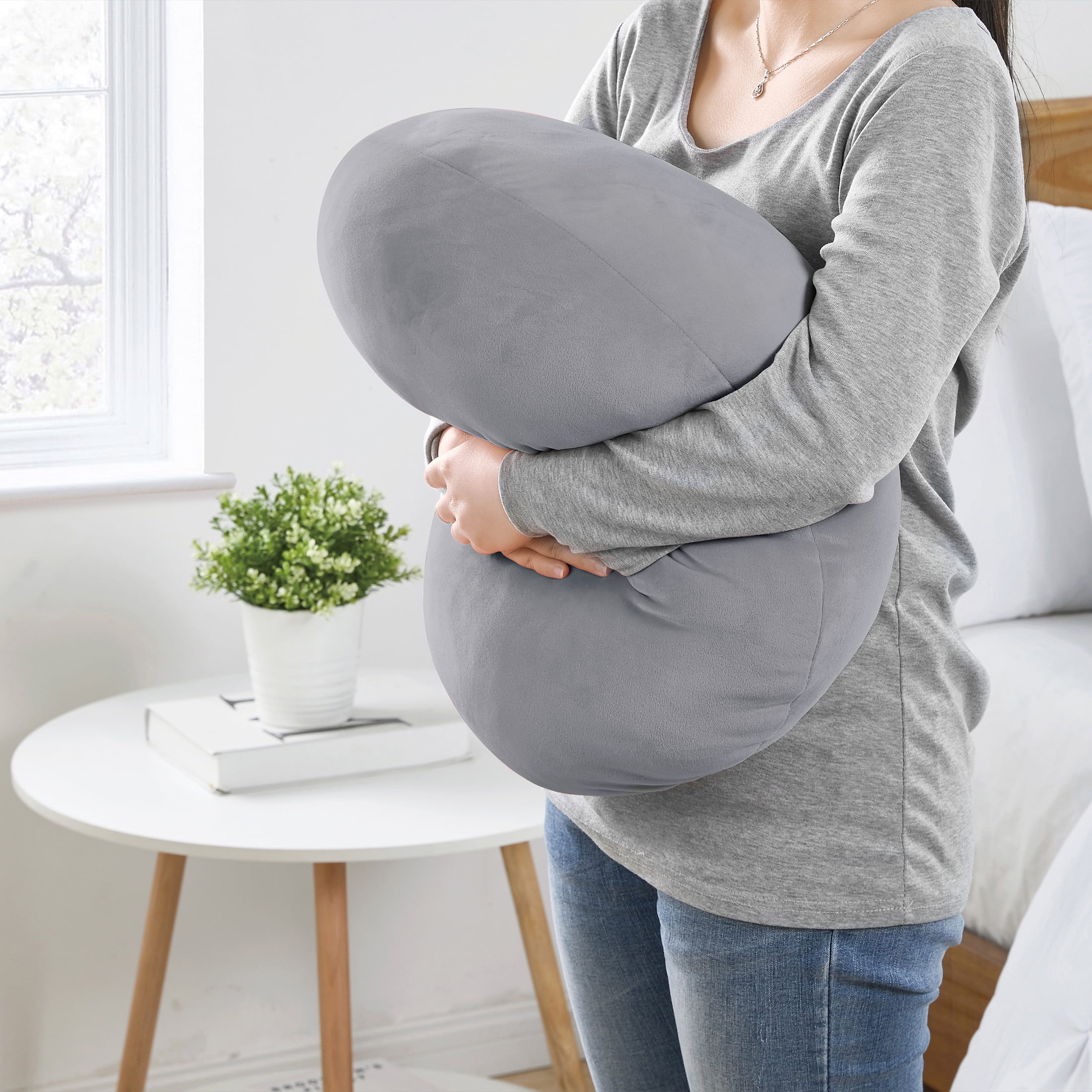 Mainstays 21" x 21" Grey Squishy Extra Soft Round Decorative Pillow, 1-Pack, for All Ages