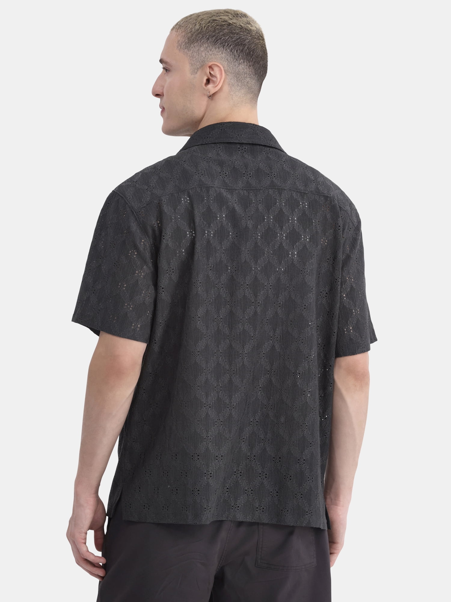 No Boundaries Men's & Big Men's Eyelet Short Sleeve Button Up Shirt, Sizes XS-3XL