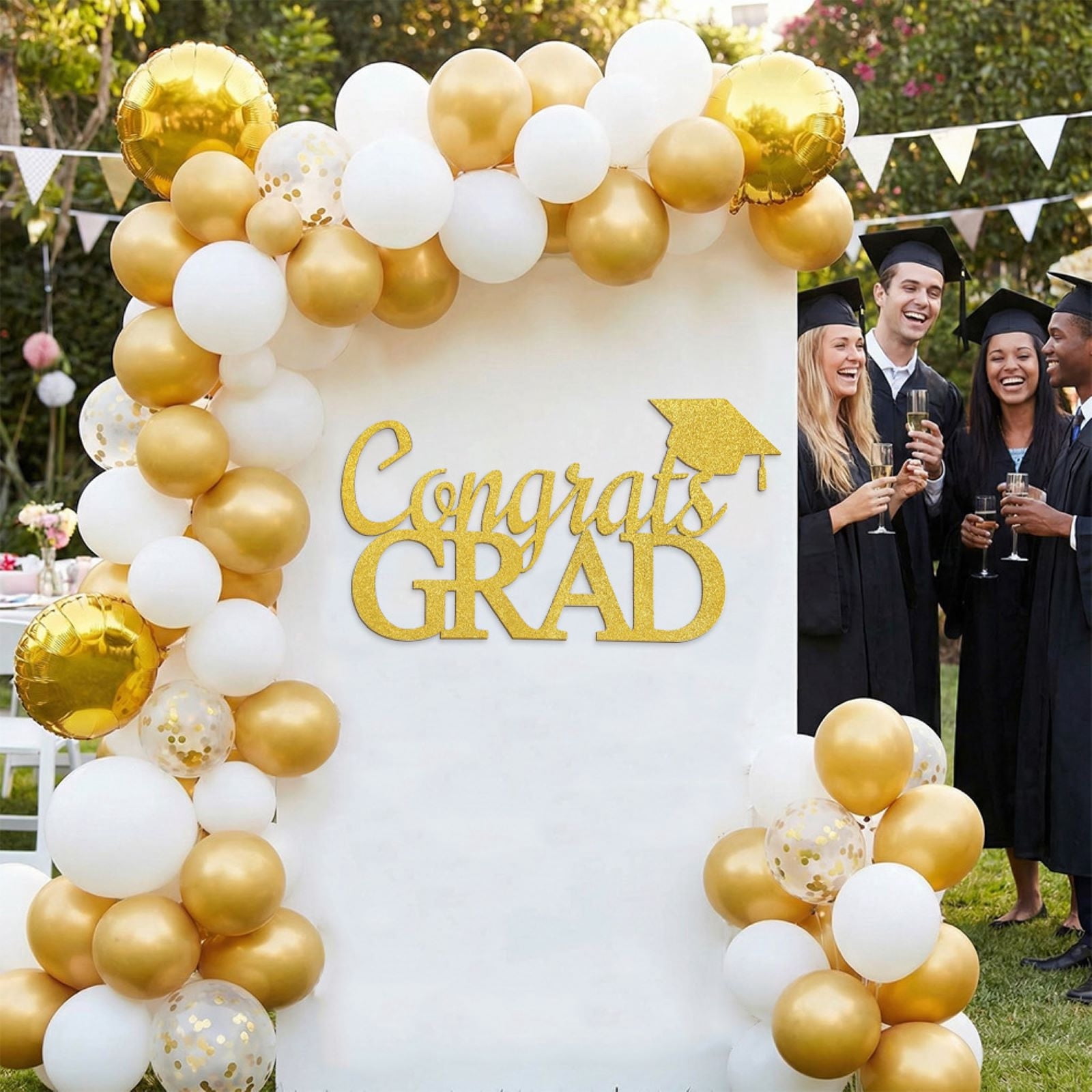 Seyotauo Graduation Party Decorations, Glitter Gold Congrats Sign with Graduation Cap Paper Wall Decals, Stylish Ornament for College Graduation Ceremony and Photo Booth Backdrop Decoration