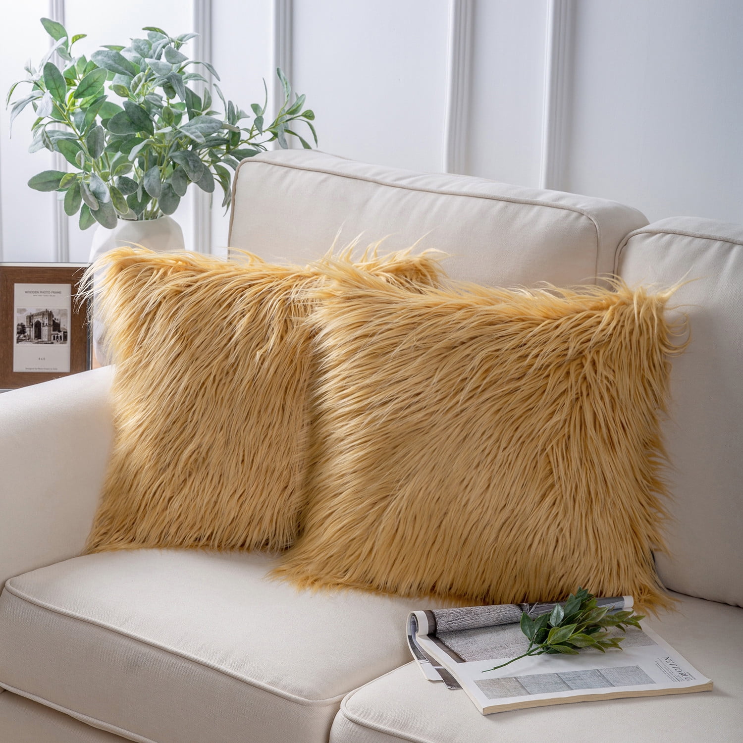 Phantoscope Luxury Mongolian Fluffy Faux Fur Series Decorative Throw