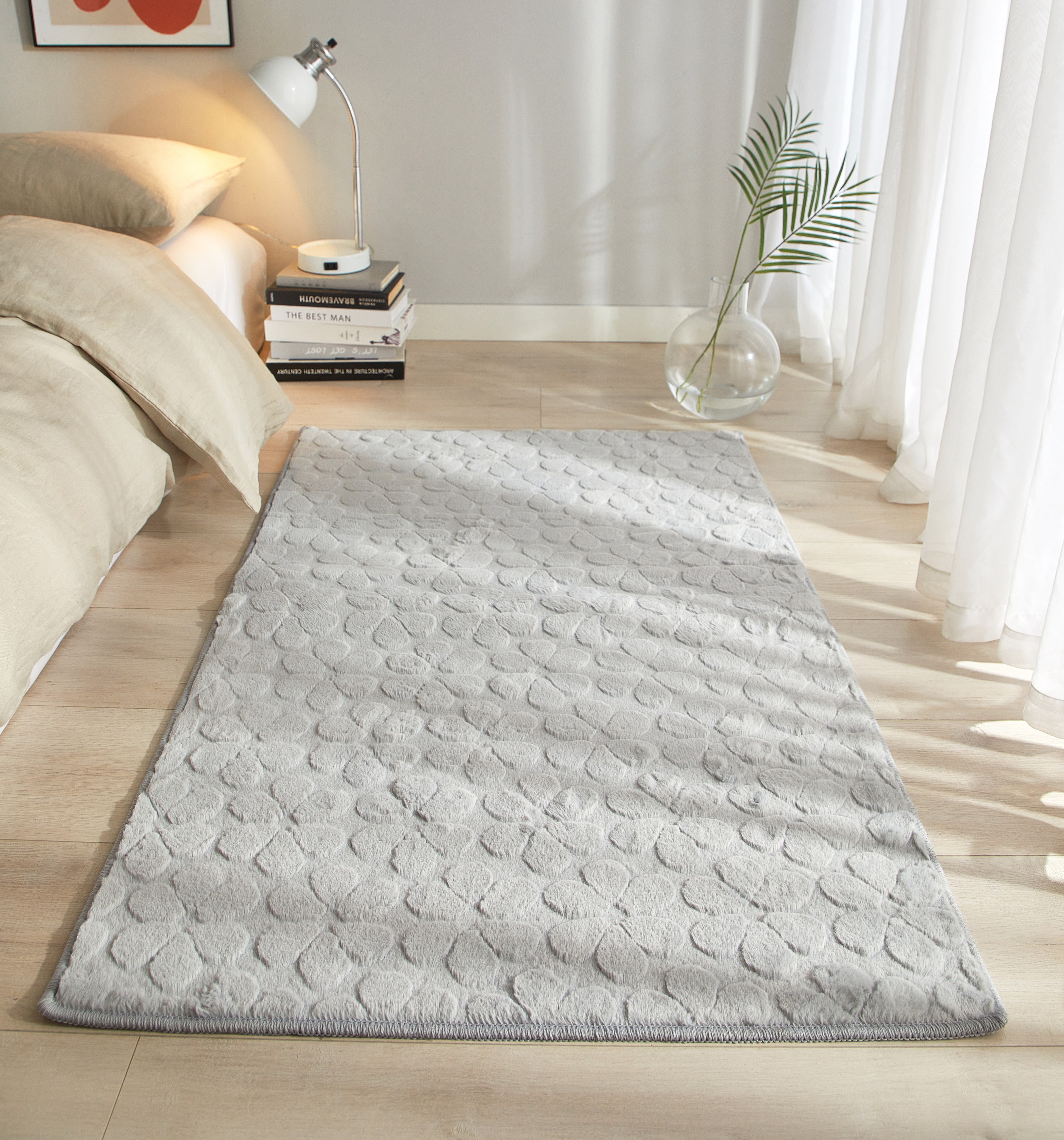 Mainstays Gray Raised Flower Rug For Adults, 30"x46"