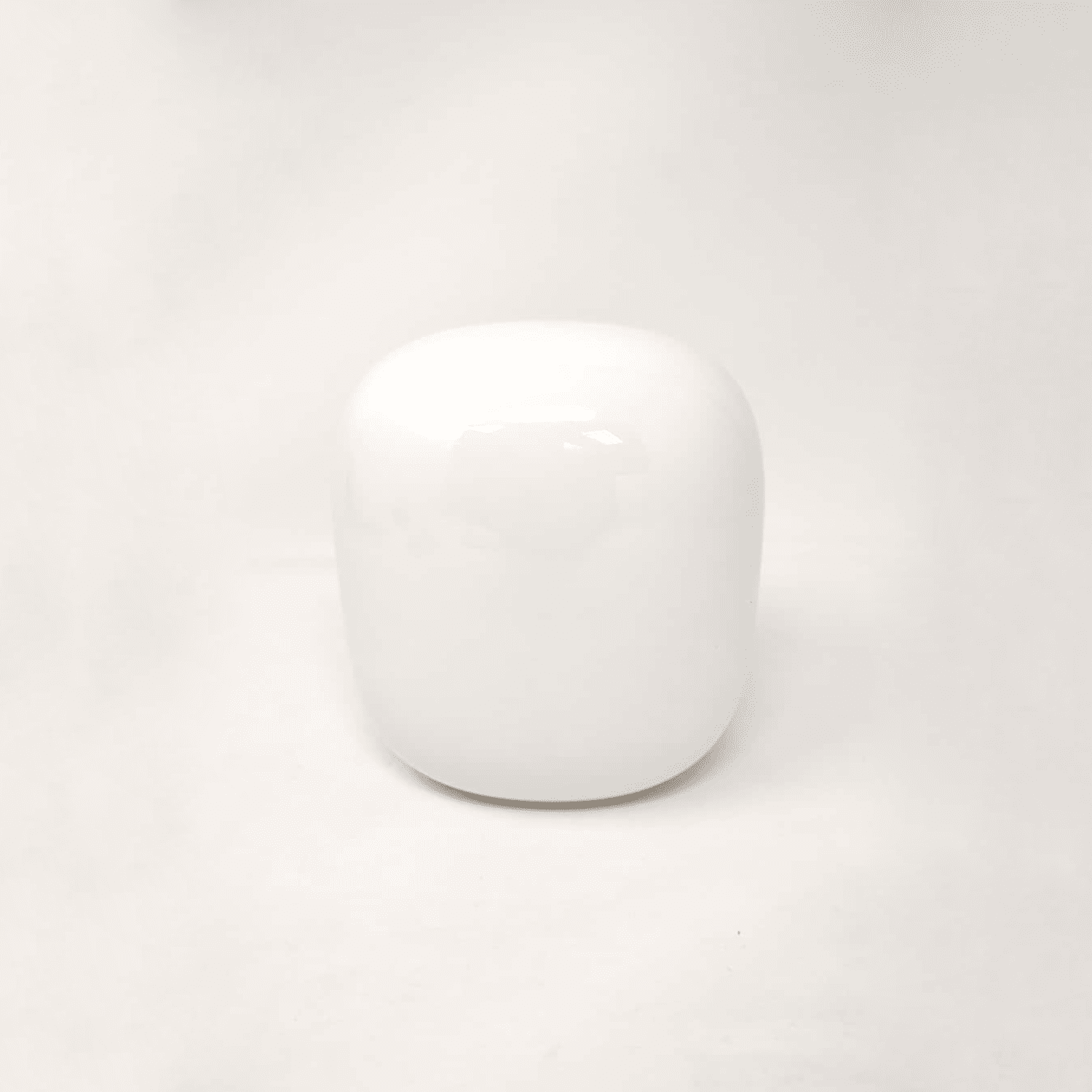 Pre-Owned Google Nest Wifi Pro 6e AXE5400 Tri-Band Mesh Router - GA03030-US - Snow