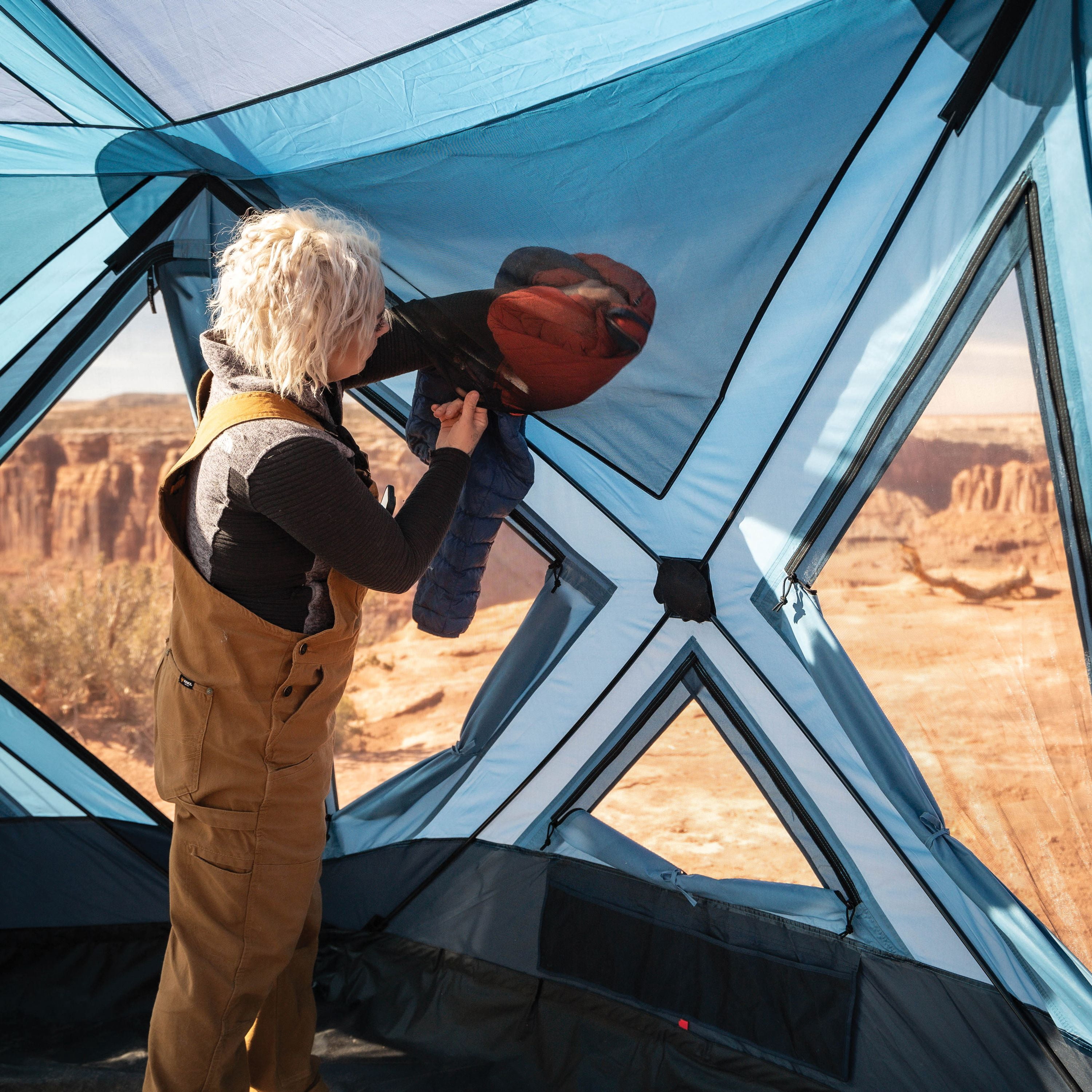 Gazelle Tents™ T-Hex Hub Tent Overland Edition, Waterproof, UV Resistant, TriTech Mesh, Removable Floor, All-Terrain Stakes, Duffle Bag, 7-Person, Pacific Blue, 85”x 144”x 136”